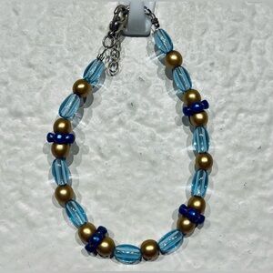 Vintage Blue and Gold Beaded Bracelet
